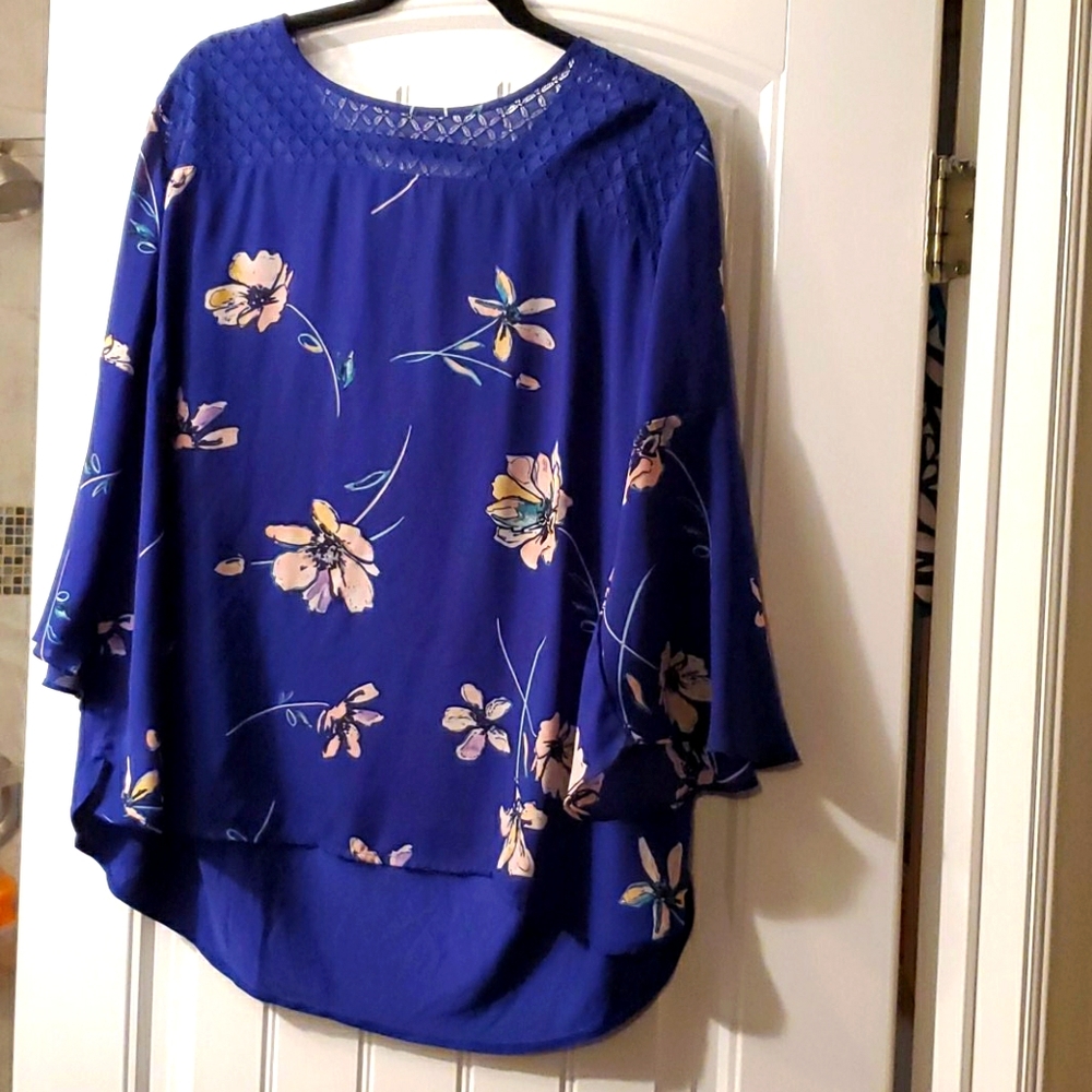 Long sleeve top